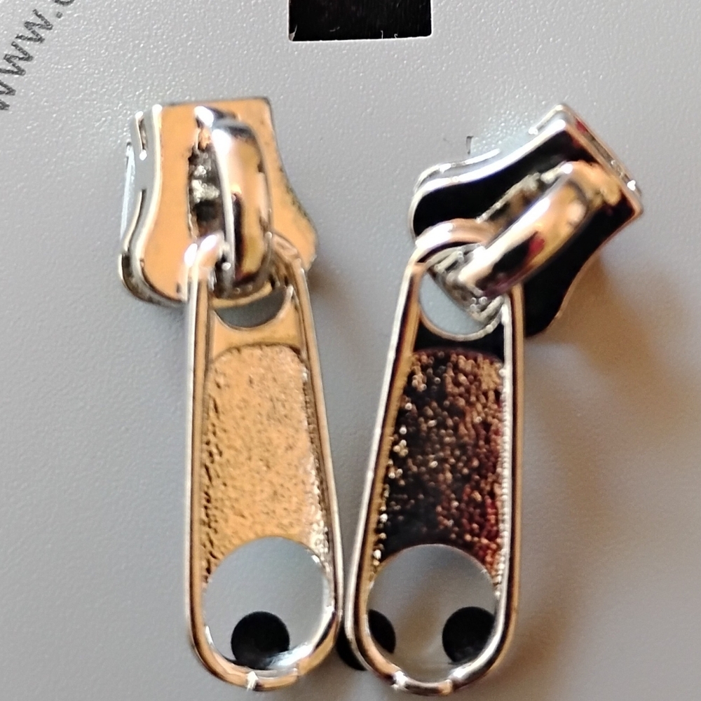 Women's Silver Tone Dangle Drop Earrings